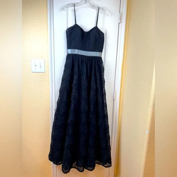 Adrianna Papell | Dresses | Adrianna Papell Rosette Black Floral Applique Formal Gown Size | Poshmark Adrianna Papell | Dresses | Adrianna Papell Rosette Black Floral Applique Formal Gown Size | Poshmark